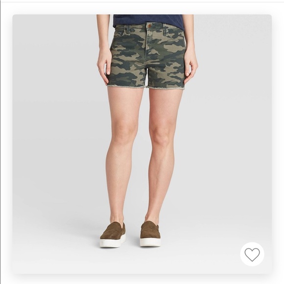 Target camo Jean shorts - Picture 4 of 6